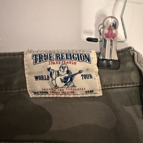 True Religion Khaki Cargo Leggings - Picture 3 of 3